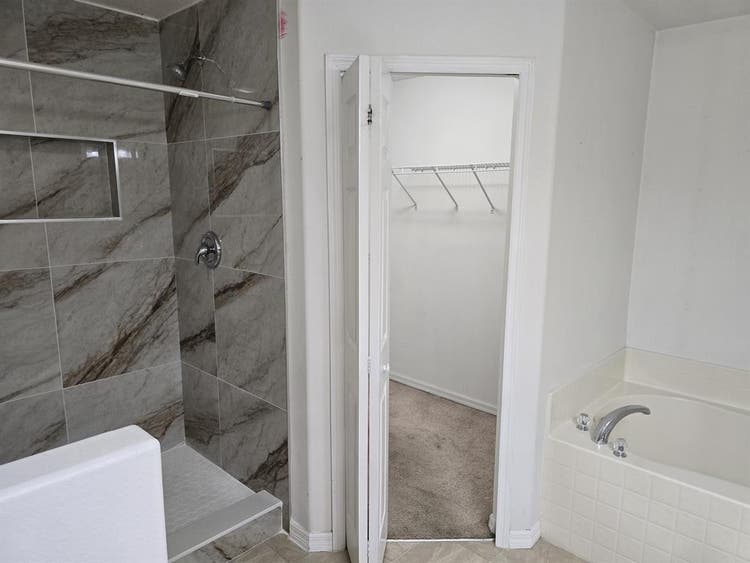 Master room for rent