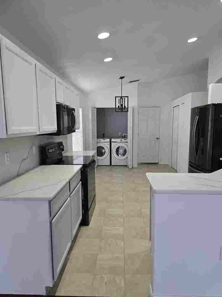 Master room for rent