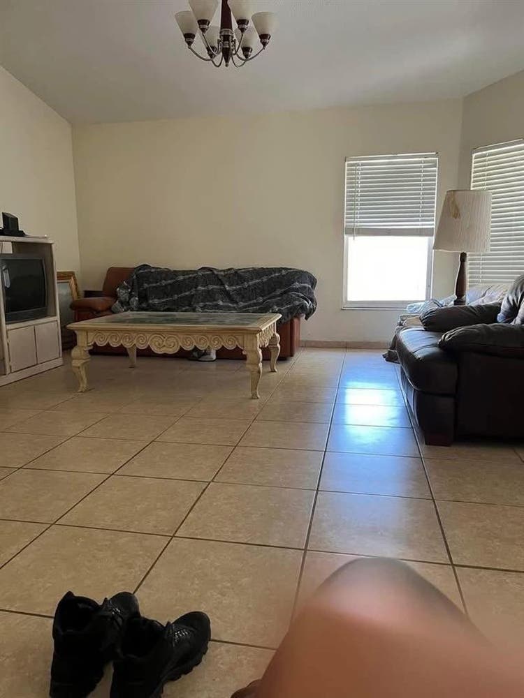 Looking for a Roommate