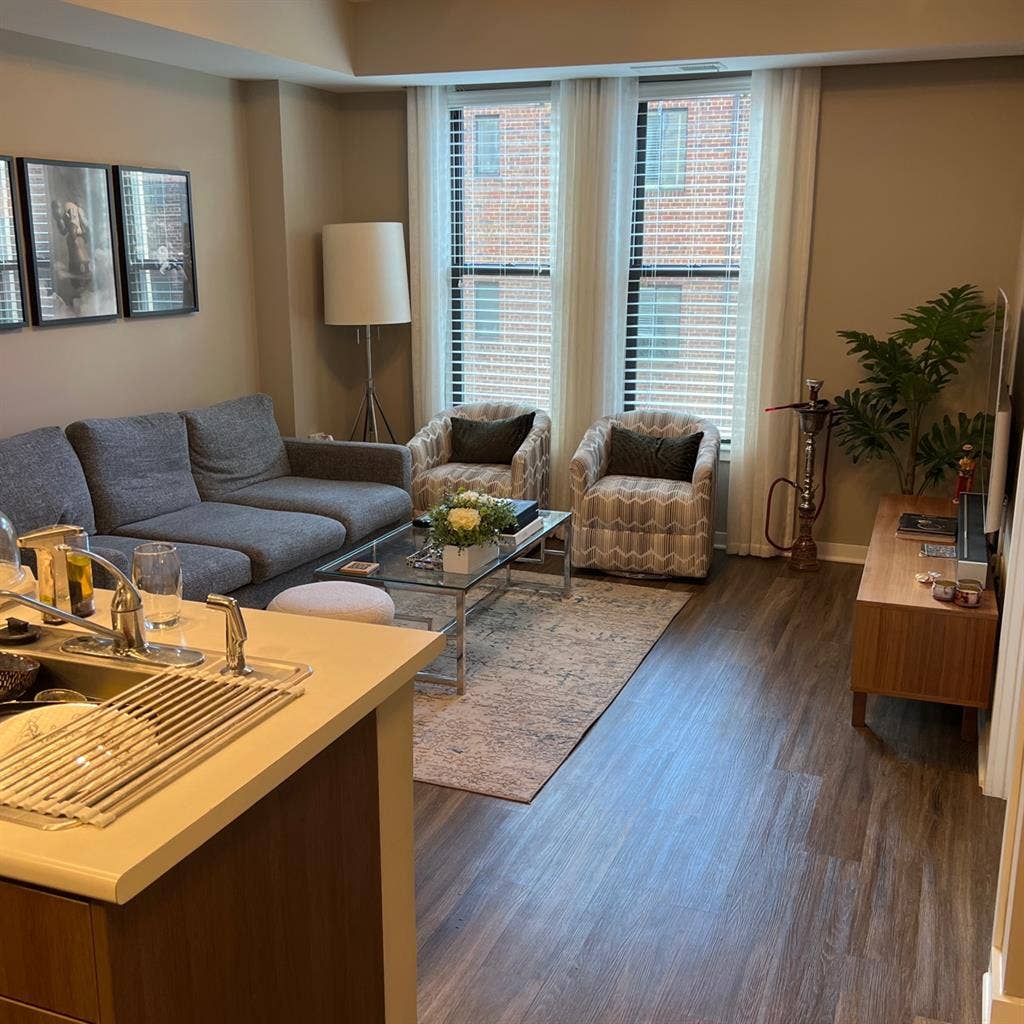 FULLY FURNISHED IN BETHESDA