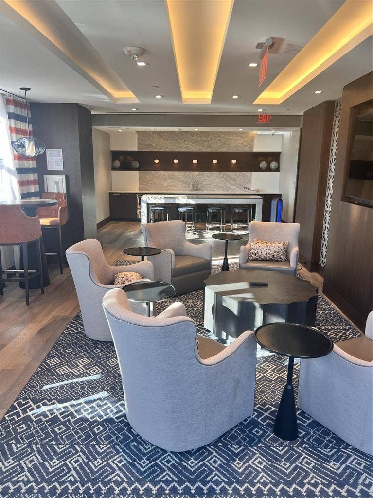 FULLY FURNISHED IN BETHESDA