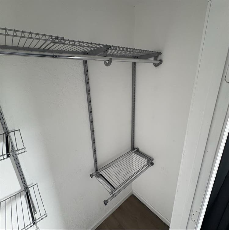 1 Room with a spacious living room