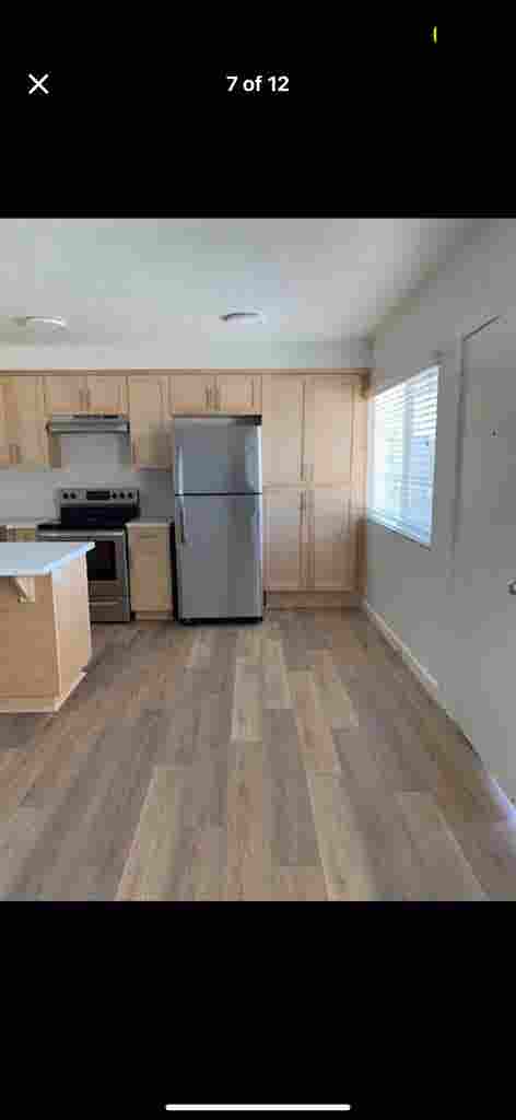 Lease Takeover - Female Roommate