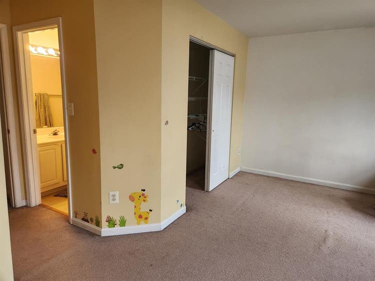 Master bed room