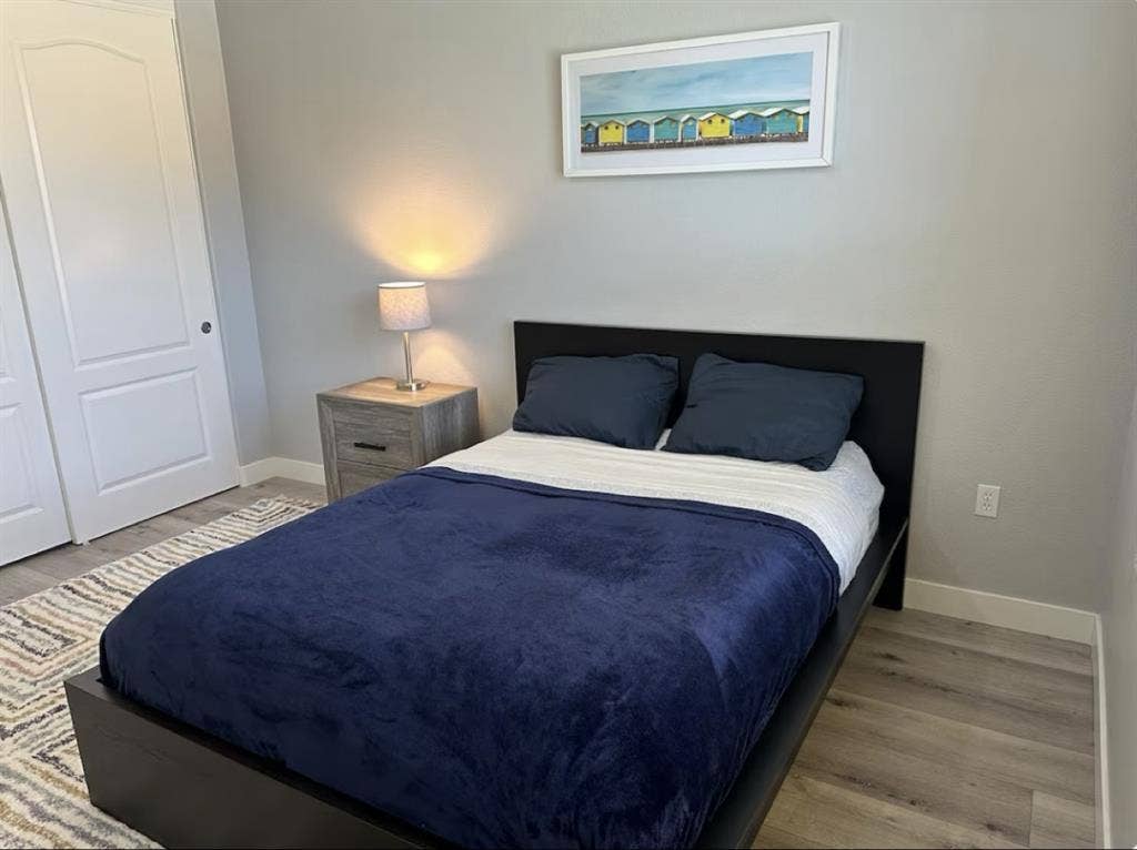 Furnished room for rent!!