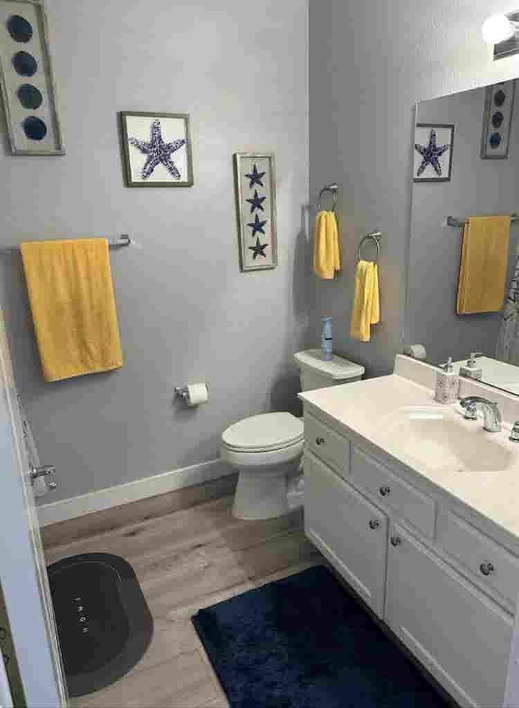 Furnished room for rent!!