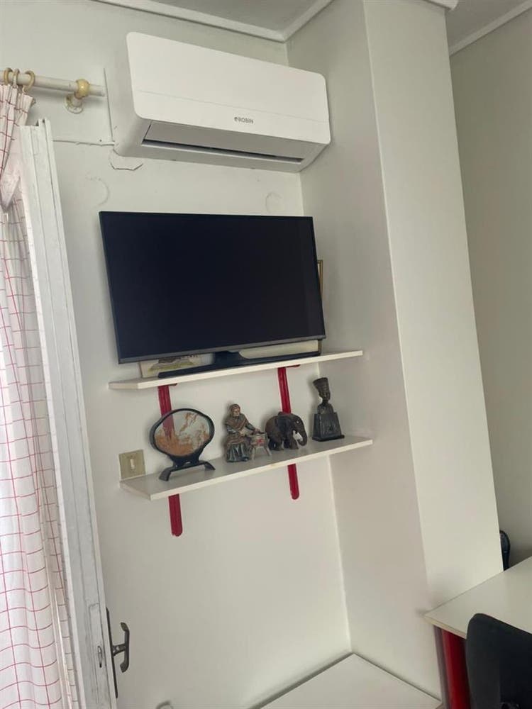 Room in Neos kosmos near transportt