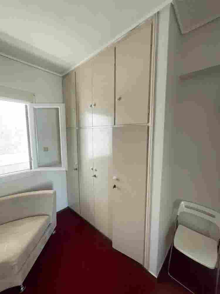 Room in Neos kosmos near transportt