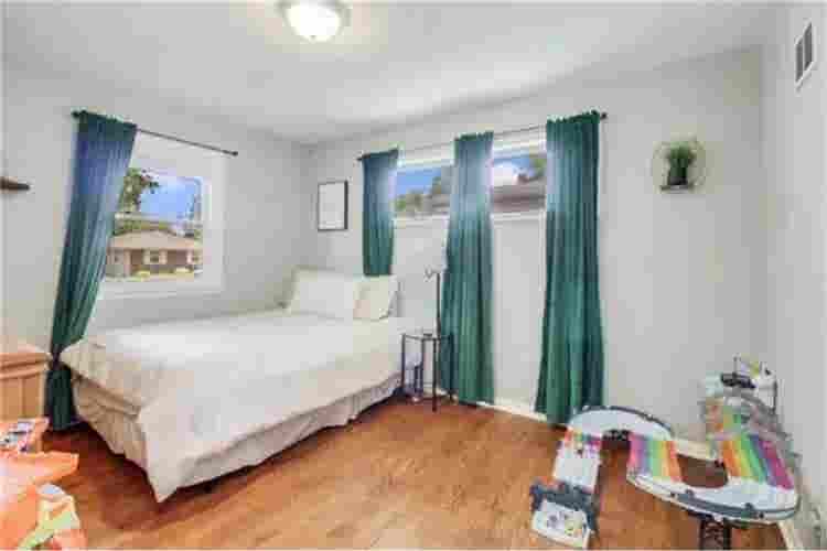 Room for rent