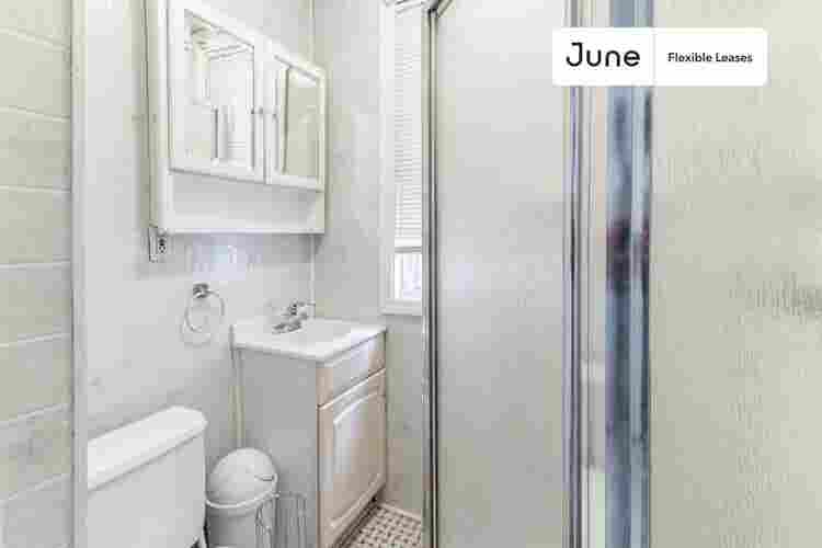 2 BR in Boston