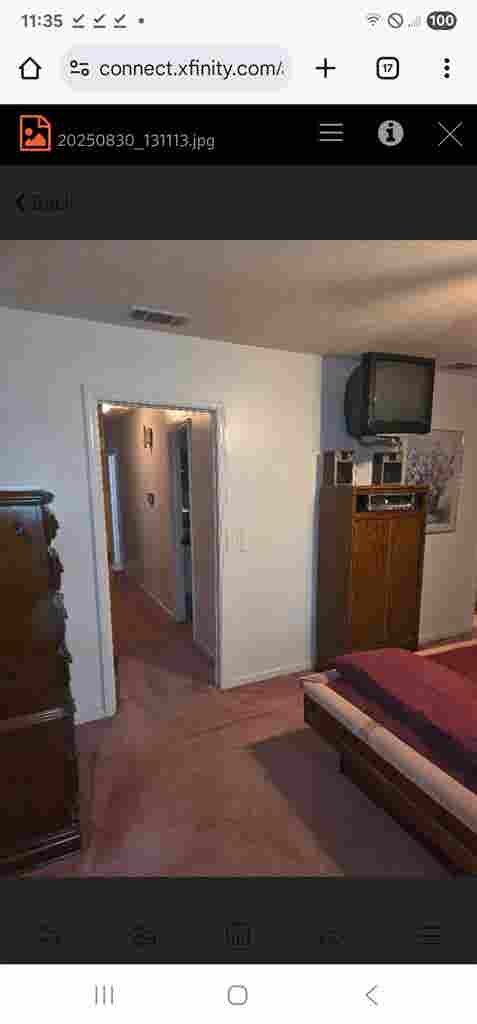 Private master bed/bath