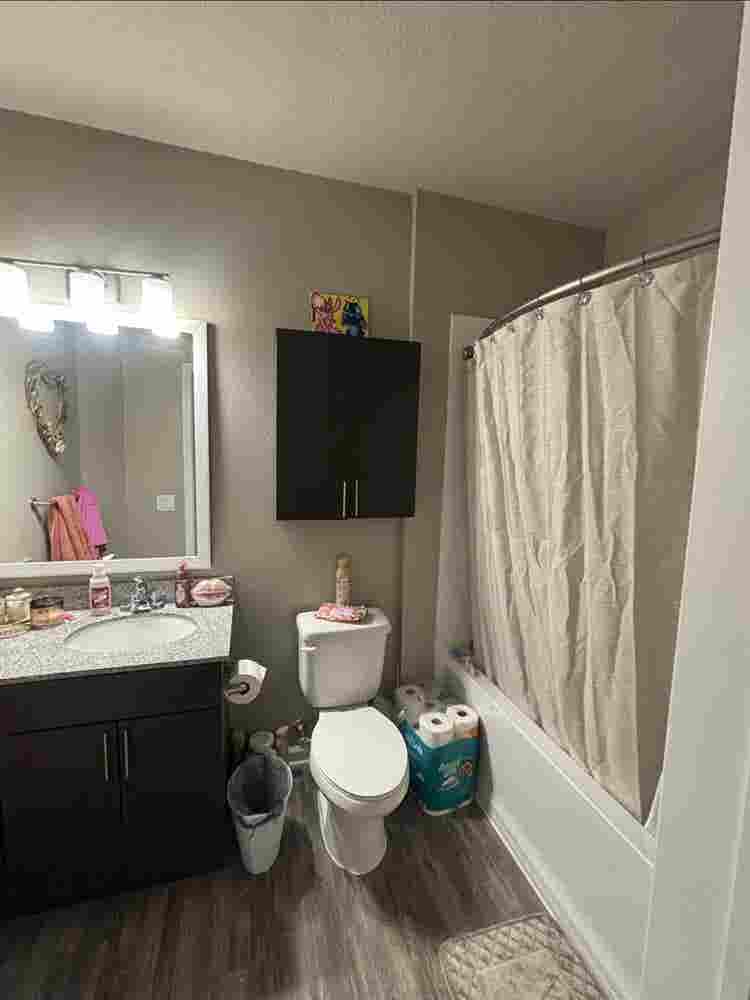 Student housing: all female unit