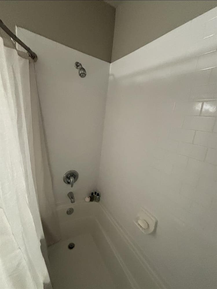 Student housing: all female unit