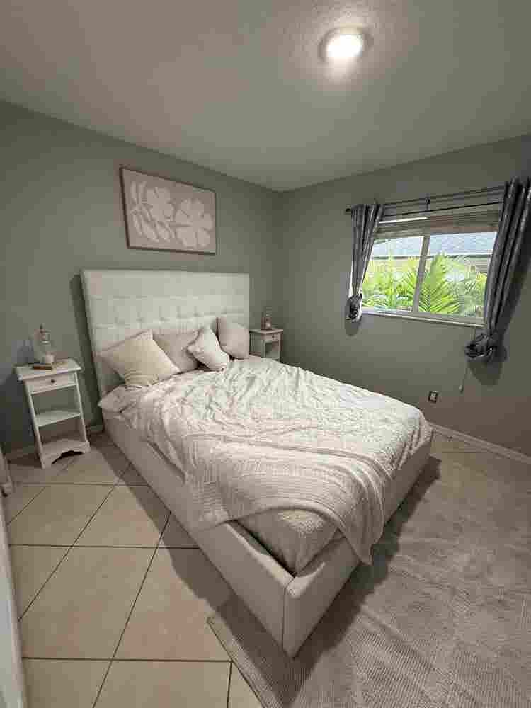 Room For Rent/Roomate