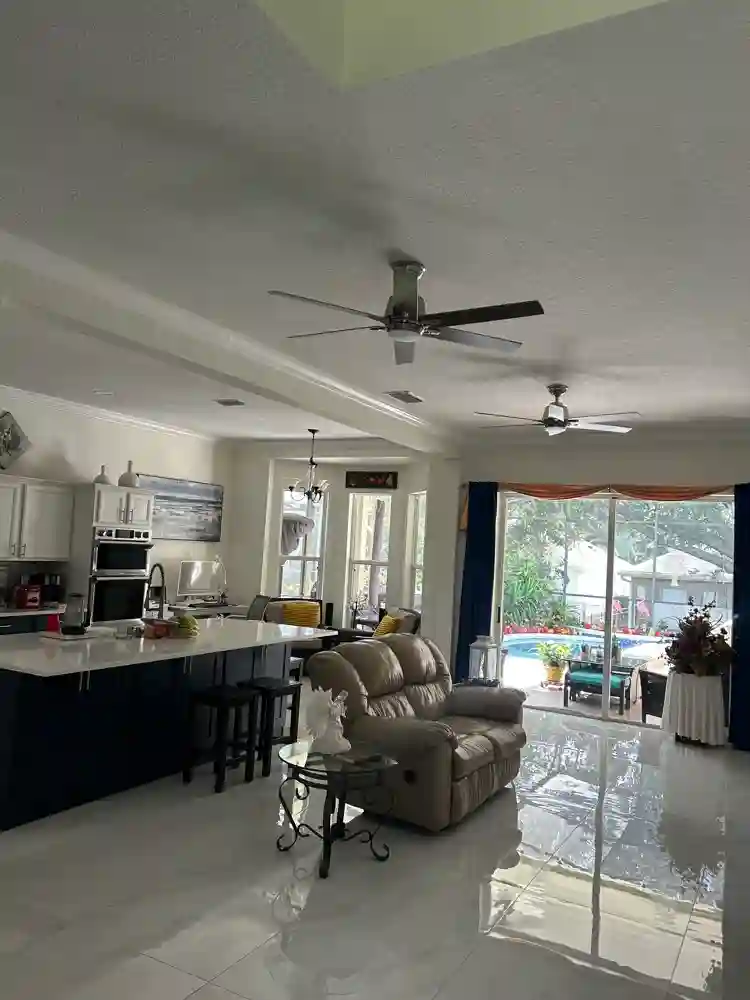 ROOM IN HEATHROW COMMUNITY