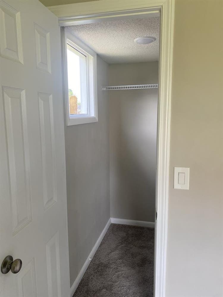 Master bedroom for rent in Mandarin