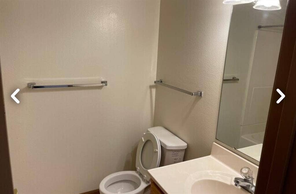 Looking for a subleaser!!!
