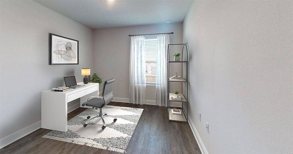 Looking for roommates in Crestview