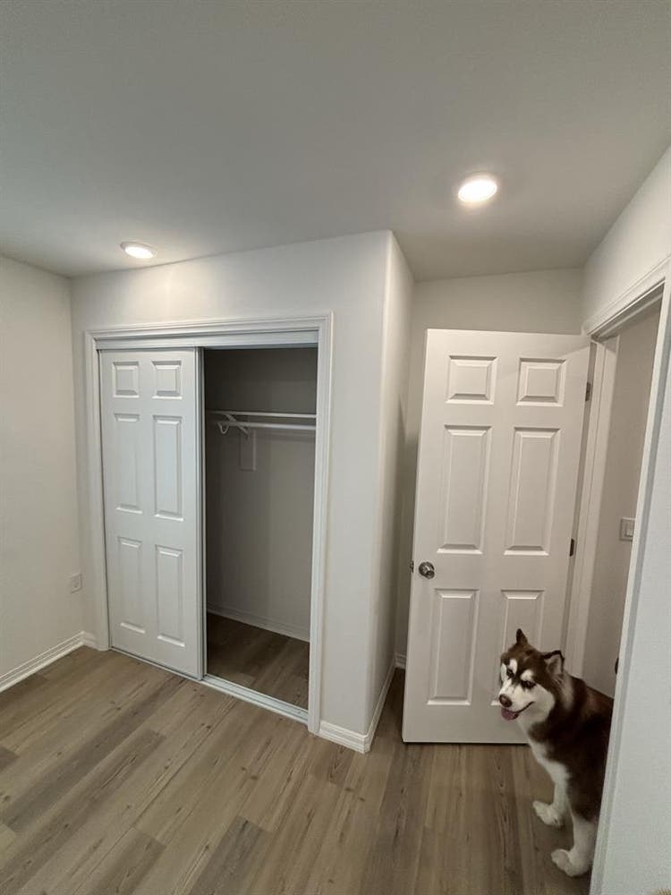 Private room in Riverside!