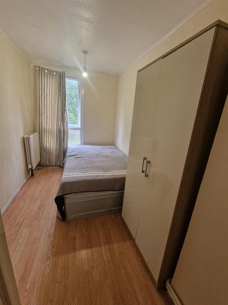 A spare room to let