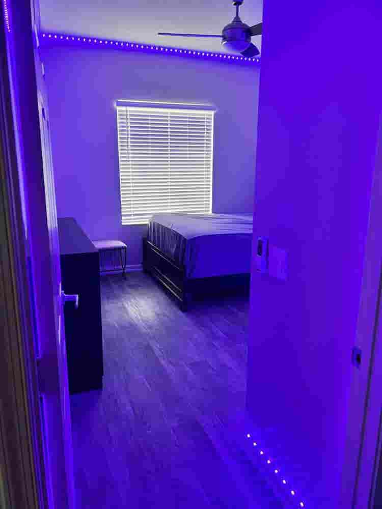 Nice Room and Private Bathroom