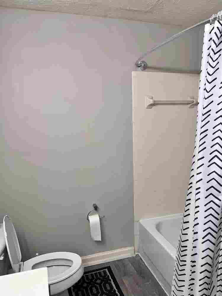 Nice Room and Private Bathroom