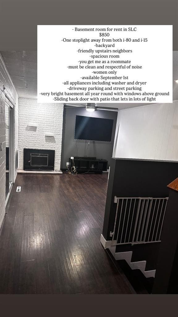 ISO: female roommate asap