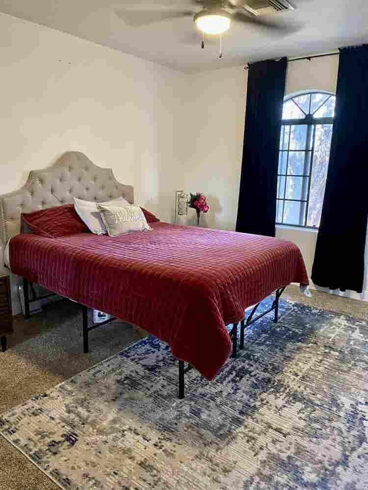 Room W/ Private Bath Available