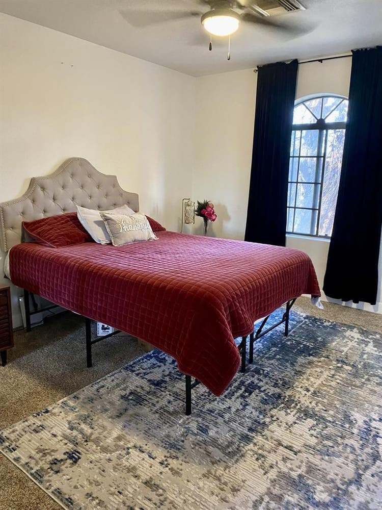 Room W/ Private Bath Available