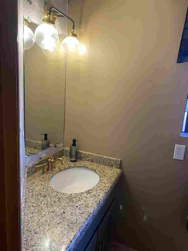 Room W/ Private Bath Available