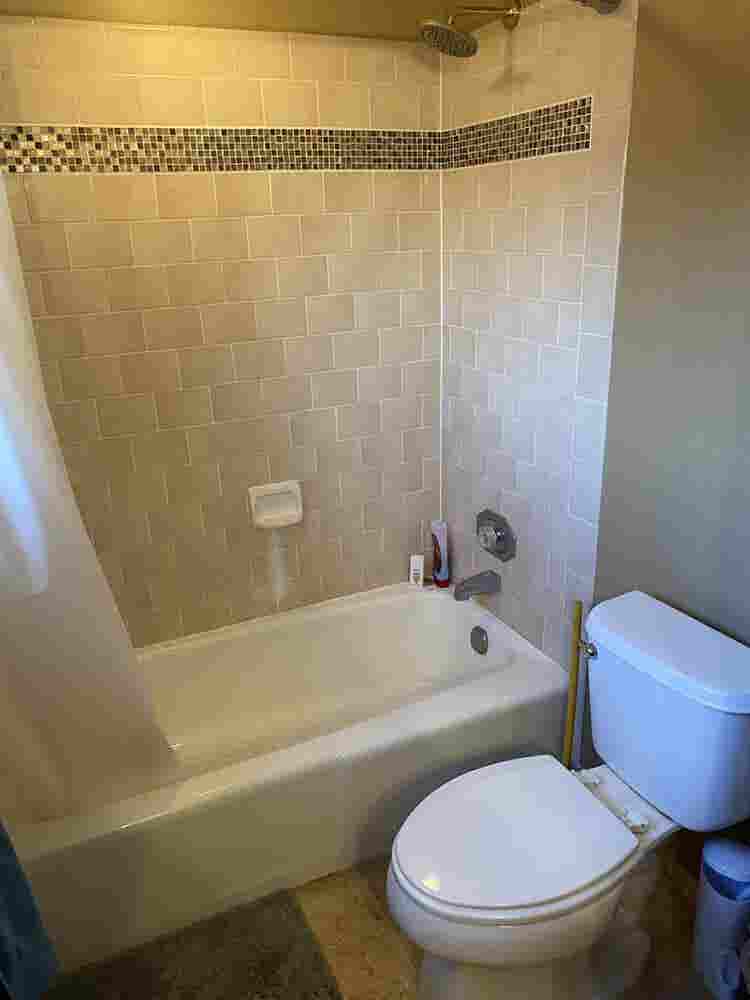 Room W/ Private Bath Available