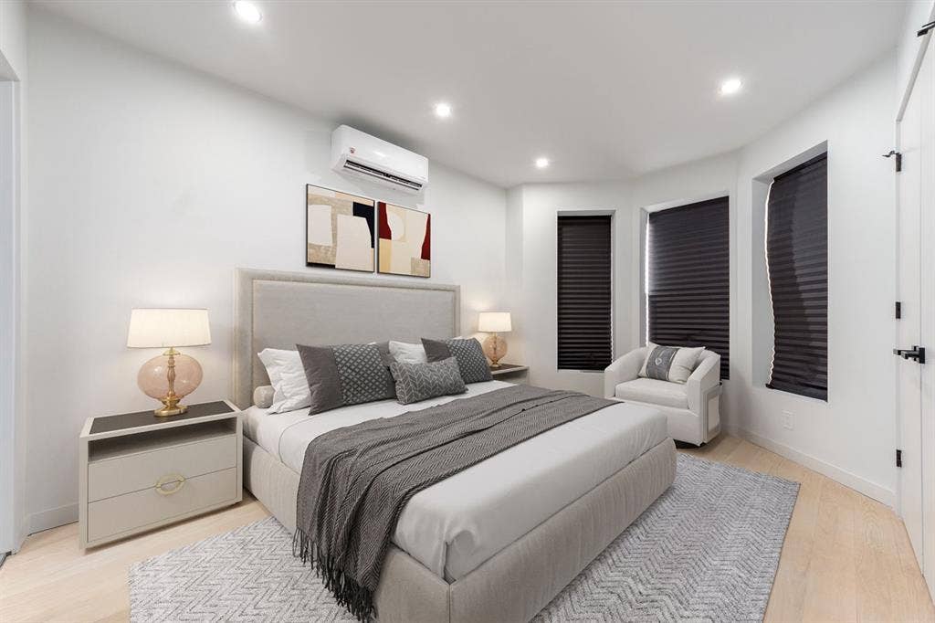 Huge furnished bedroom with privet