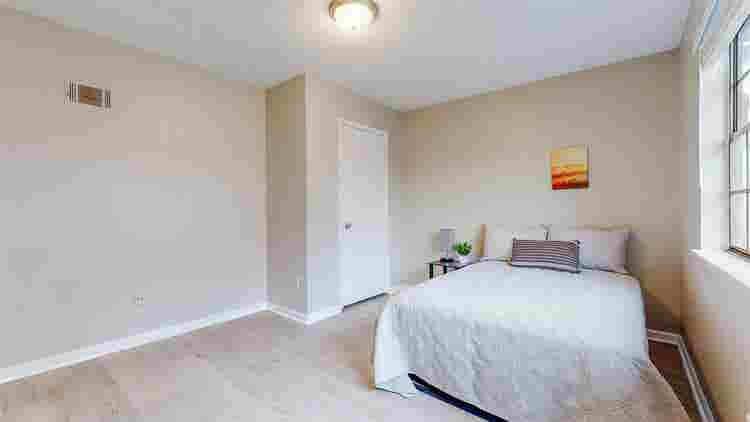 2 BR in Fairburn