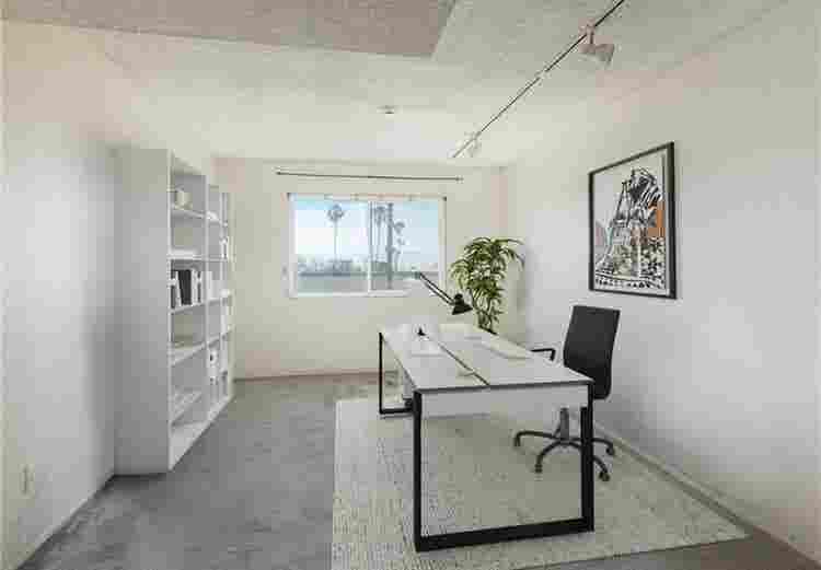 Master Bedroom for Rent