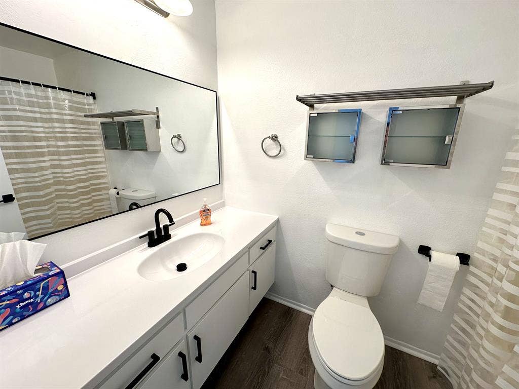 Master Bedroom for Rent