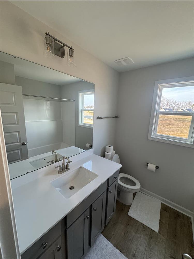 2 private rooms for rent