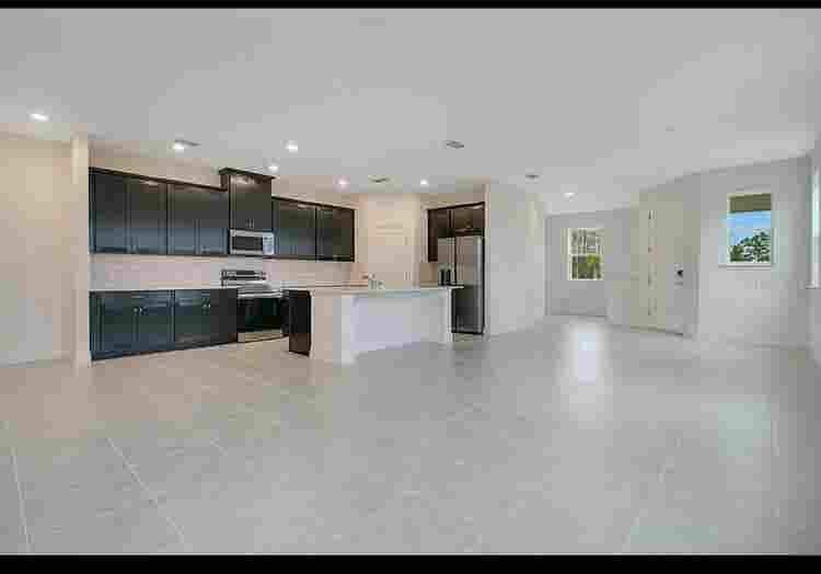 Nice home rooms for rent
