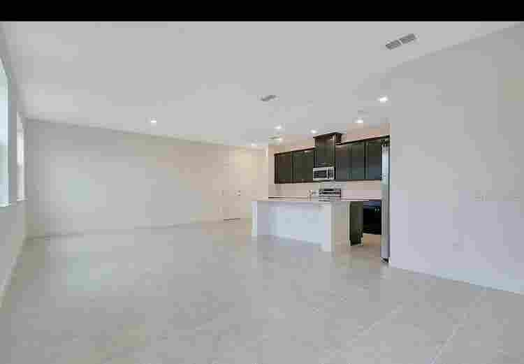 Nice home rooms for rent