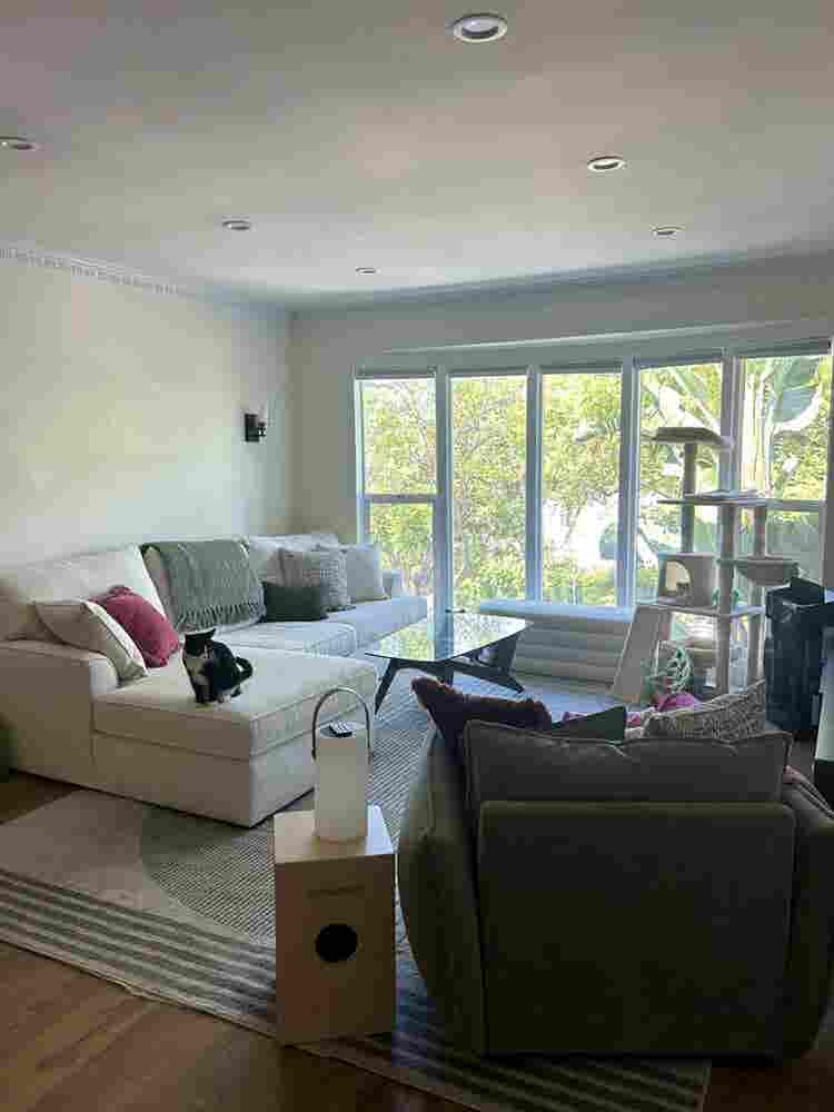 Room available in West Hollywood!