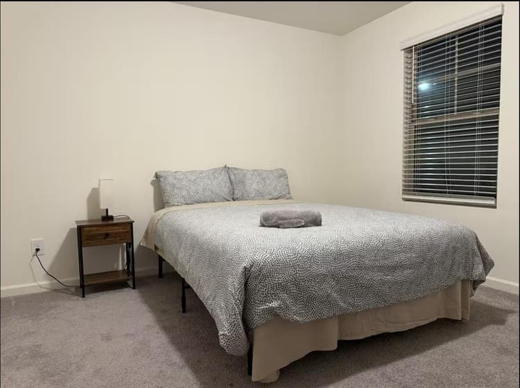 Room for rent monthly