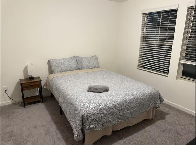 Room for rent monthly
