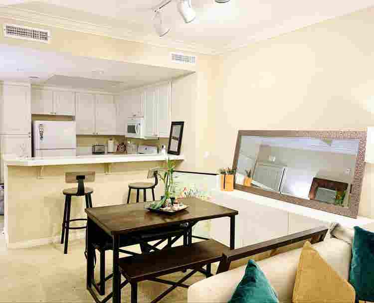Share  3 story townhouse