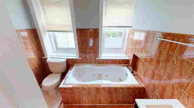 1 BR in Washington