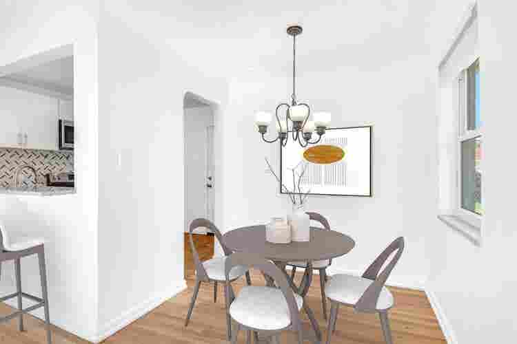 4 BR in Denver