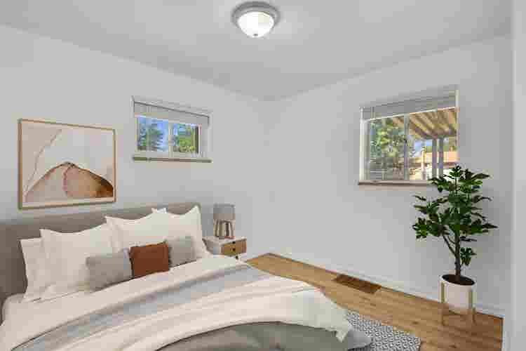 4 BR in Denver