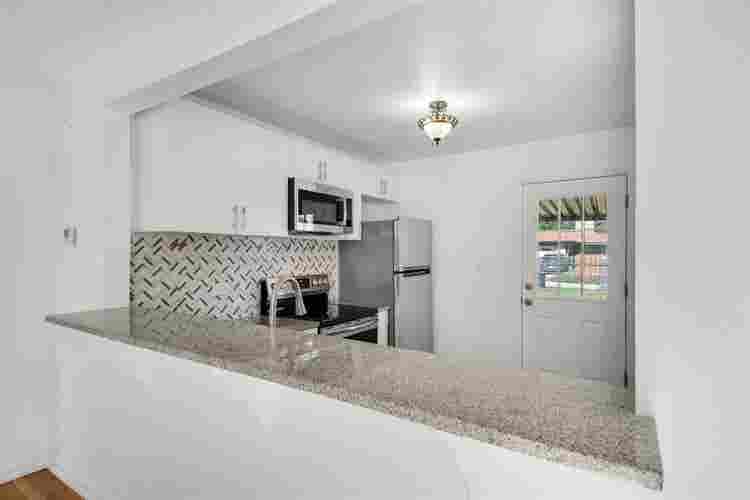 4 BR in Denver