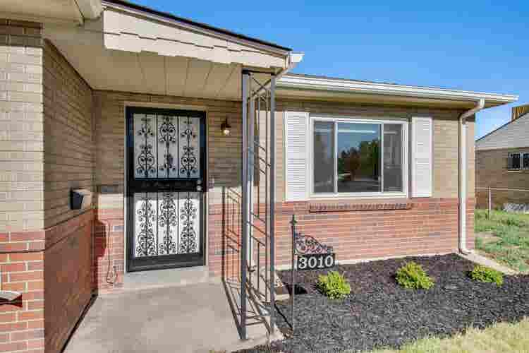4 BR in Denver