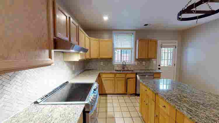 3 BR in Washington