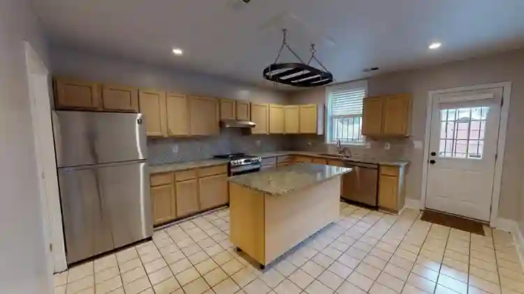 3 BR in Washington