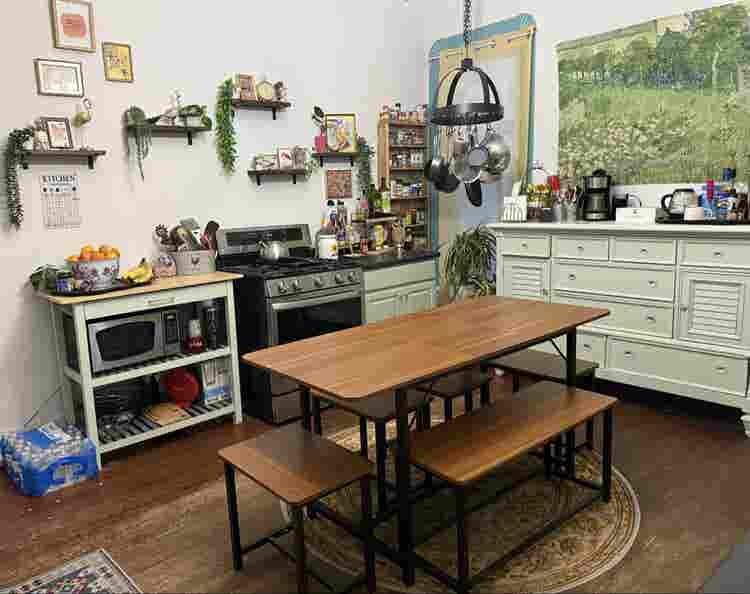 Private room in fountain square